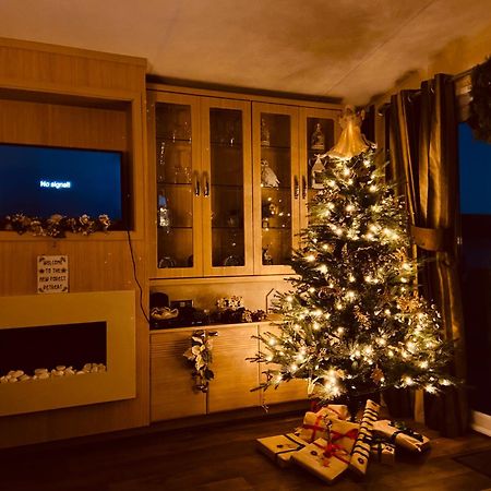 New Forest Retreat Shorefield Country Park ليمنجتون المظهر الخارجي الصورة