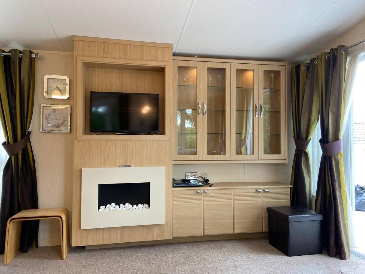 New Forest Retreat Shorefield Country Park ليمنجتون المظهر الخارجي الصورة