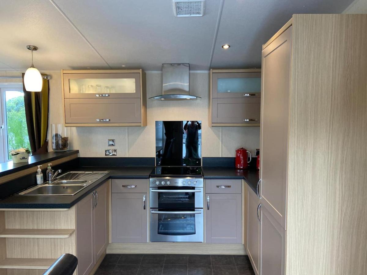 New Forest Retreat Shorefield Country Park ليمنجتون المظهر الخارجي الصورة